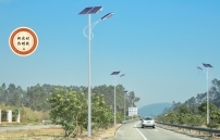 安裝太阳能道路路灯电池板要注意什么？